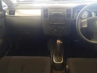 Nissan TIIDA LATIO лот № 10070 оценка 3  с аукциона в Японии 8