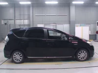 Toyota PRIUS ALPHA лот № 70088 оценка 3.5  с аукциона в Японии 2