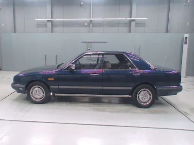 Nissan CIMA  с аукциона в Японии