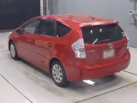 Toyota PRIUS ALPHA лот № 30358 оценка 3.5  с аукциона в Японии 5