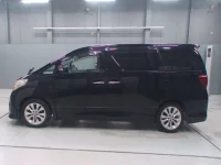 Toyota ALPHARD лот № 10085 оценка 3.5  с аукциона в Японии 3