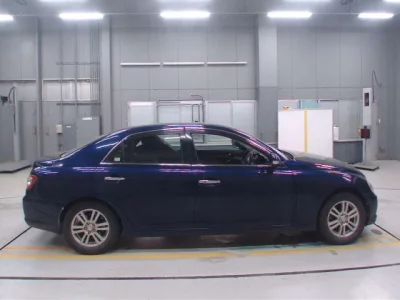 Toyota MARK X  с аукциона в Японии