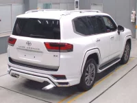 Toyota LAND CRUISER лот № 30420 оценка 6  с аукциона в Японии 1