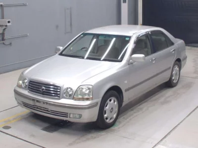 Toyota PROGRES  с аукциона в Японии