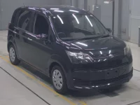 Toyota SPADE лот № 30419 оценка 4  с аукциона в Японии 4