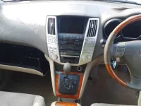 Toyota HARRIER лот № 30385 оценка 4  с аукциона в Японии 8