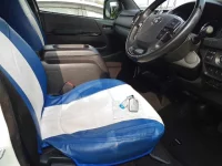 Toyota HIACE VAN лот № 30375 оценка 4.5  с аукциона в Японии 7