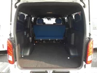 Toyota HIACE VAN лот № 30375 оценка 4.5  с аукциона в Японии 9