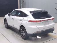 Toyota HARRIER лот № 30414 оценка 6  с аукциона в Японии 5