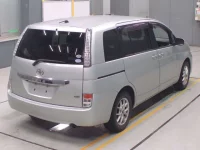 Toyota ISIS лот № 30374 оценка 3.5  с аукциона в Японии 1