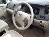 Toyota ISIS лот № 30374 оценка 3.5  с аукциона в Японии 6