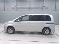 Toyota ISIS лот № 30374 оценка 3.5  с аукциона в Японии 3