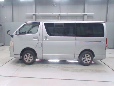 Toyota RegiusAce
