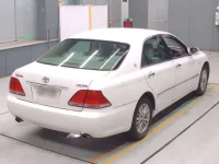 Toyota CROWN лот № 10112 оценка 3.5  с аукциона в Японии 1