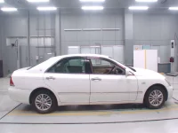 Toyota CROWN лот № 10112 оценка 3.5  с аукциона в Японии 2