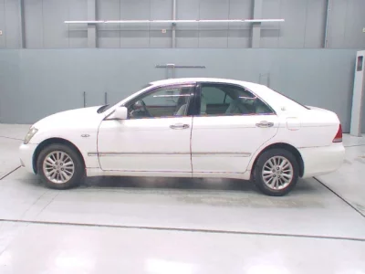 Toyota CROWN  с аукциона в Японии