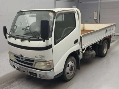 Hino DUTRO  с аукциона в Японии