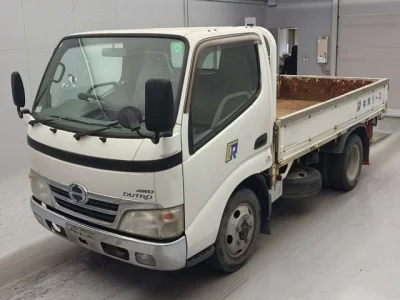 Hino DUTRO  с аукциона в Японии