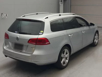 Volkswagen PASSAT VARIANT  с аукциона в Японии