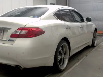 Nissan Fuga