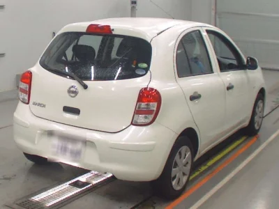 Nissan March