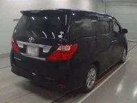 Toyota ALPHARD лот № 10612 оценка 3  с аукциона в Японии 1