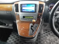 Toyota ALPHARD лот № 10191 оценка 3.5  с аукциона в Японии 8