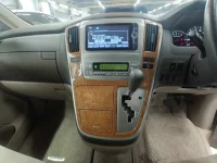 Toyota ALPHARD лот № 30012 оценка 4.5  с аукциона в Японии 8