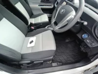 Toyota AQUA лот № 30063 оценка 3.5  с аукциона в Японии 7