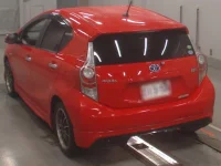 Toyota AQUA лот № 30076 оценка 3.5  с аукциона в Японии 5