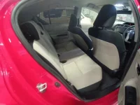 Toyota AQUA лот № 30076 оценка 3.5  с аукциона в Японии 9