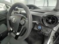 Toyota AQUA лот № 30087 оценка 4  с аукциона в Японии 6