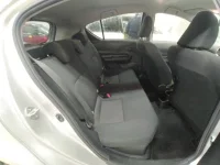 Toyota AQUA лот № 30087 оценка 4  с аукциона в Японии 9