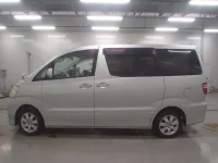 Toyota ALPHARD лот № 30096 оценка 3.5  с аукциона в Японии 3