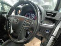 Toyota ALPHARD лот № 30097 оценка 3.5  с аукциона в Японии 6