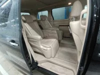 Toyota ALPHARD лот № 30172 оценка 3  с аукциона в Японии 9