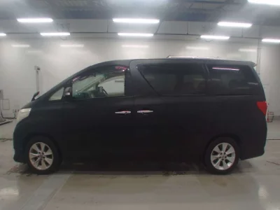 Toyota ALPHARD  с аукциона в Японии