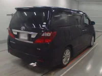 Toyota ALPHARD лот № 30302 оценка RA  с аукциона в Японии 1