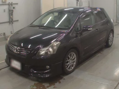 Toyota BLADE