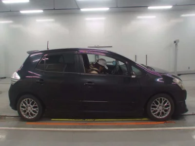 Toyota BLADE