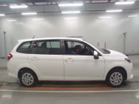 Toyota COROLLA FIELDER лот № 30282 оценка R  с аукциона в Японии 2