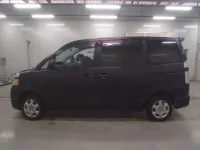 Toyota VOXY лот № 50219 оценка R  с аукциона в Японии 3