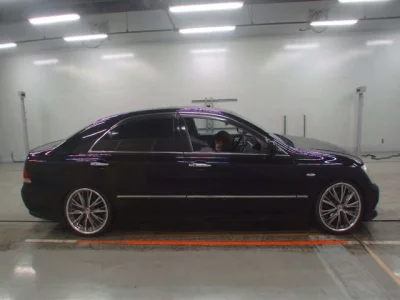 Toyota CROWN  с аукциона в Японии