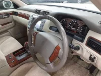 Toyota CROWN лот № 10267 оценка 3.5  с аукциона в Японии 6