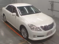 Toyota CROWN лот № 50073 оценка 3.5  с аукциона в Японии 4