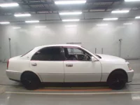 Toyota CROWN лот № 50092 оценка 4  с аукциона в Японии 2