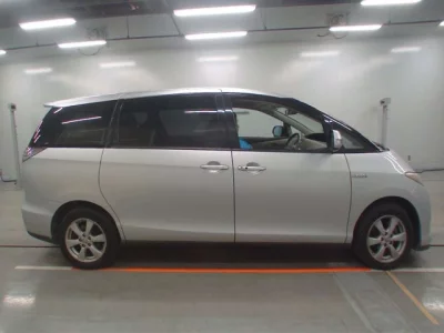 Toyota ESTIMA HYBRID