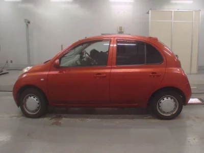 Nissan March