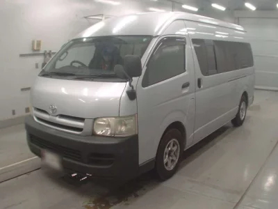 Toyota HIACE  с аукциона в Японии