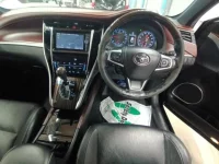 Toyota HARRIER лот № 30155 оценка 4  с аукциона в Японии 8
